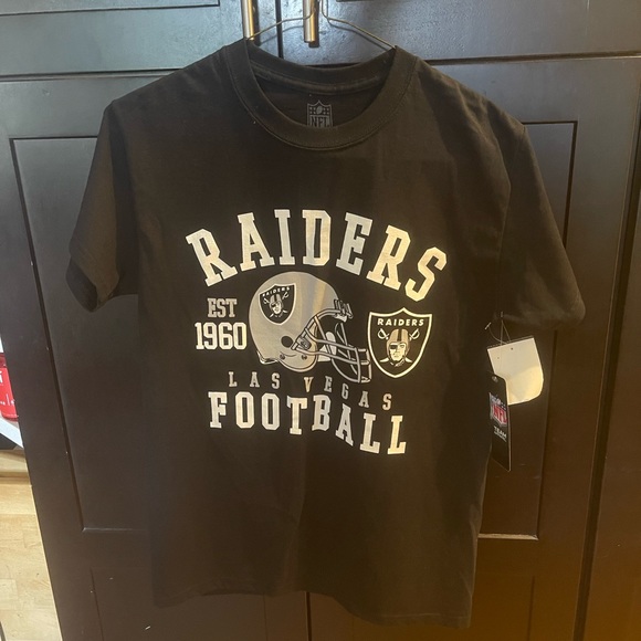 NFL Other - New Las Vegas Raiders Fan T-Shirt Size S